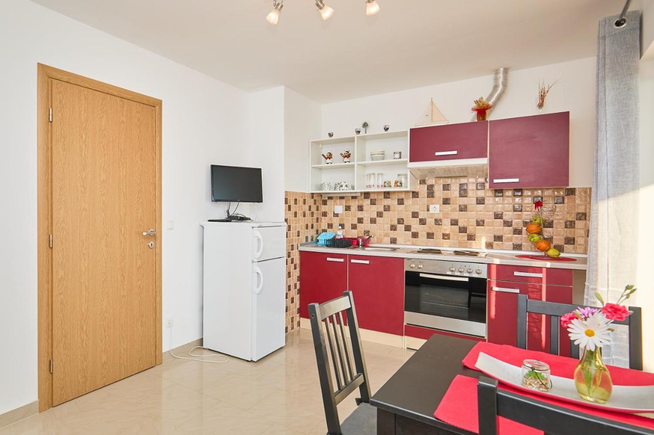 Apartments Baro Maranovići Eksteriør billede